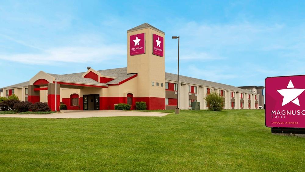 Oyo Hotel Lincoln Airport Ne, Hwy 80 Exterior photo